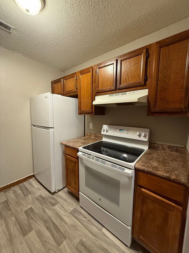 Building Photo - One bedroom, 1 bath condo in Durham