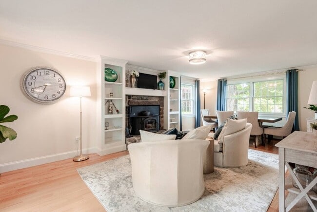 Building Photo - 45 Indian Hill Ave