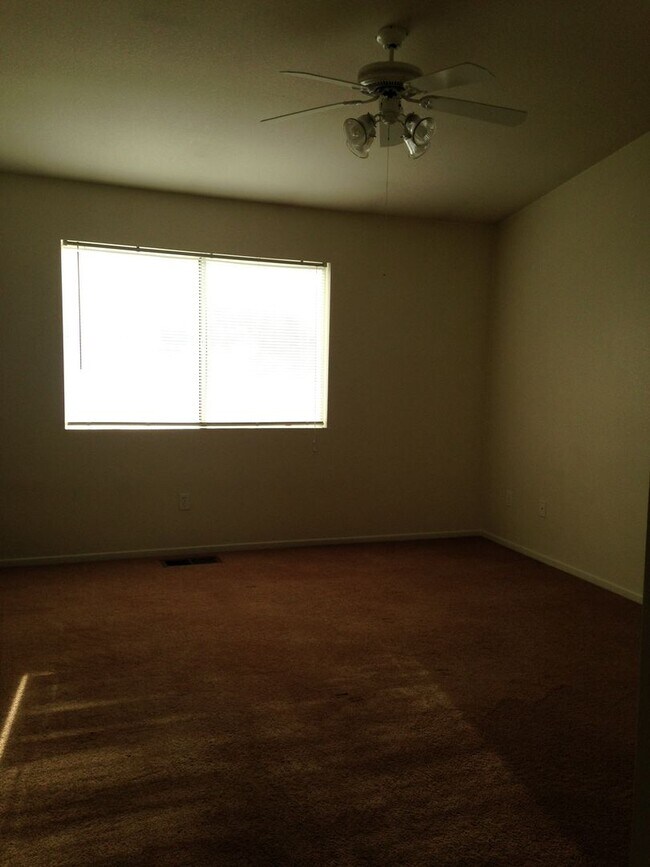 Building Photo - 8200 Shifting Sands Dr