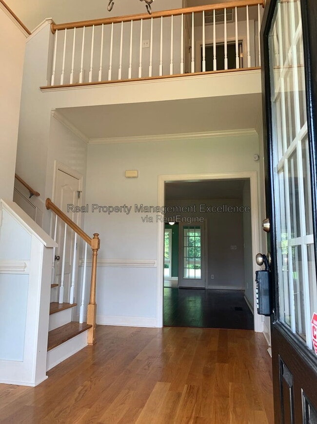 Building Photo - 1005 Hadley Meadows Dr