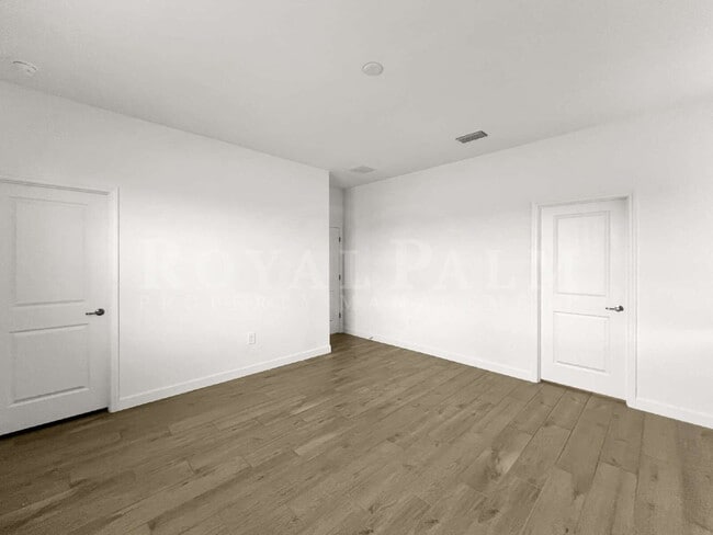 Building Photo - 10706 Clementine Pl
