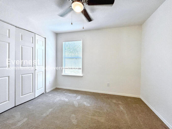 Building Photo - 230 Debus Dr