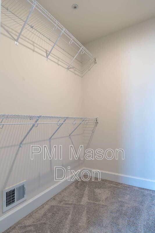 Building Photo - 9105 Fox Stream Way