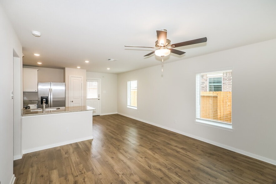 Building Photo - 7510 Tipton Meadow Way