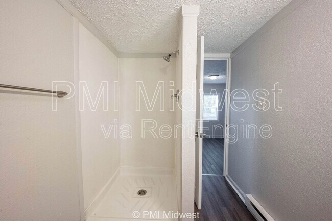 Building Photo - 2142 W Us-40