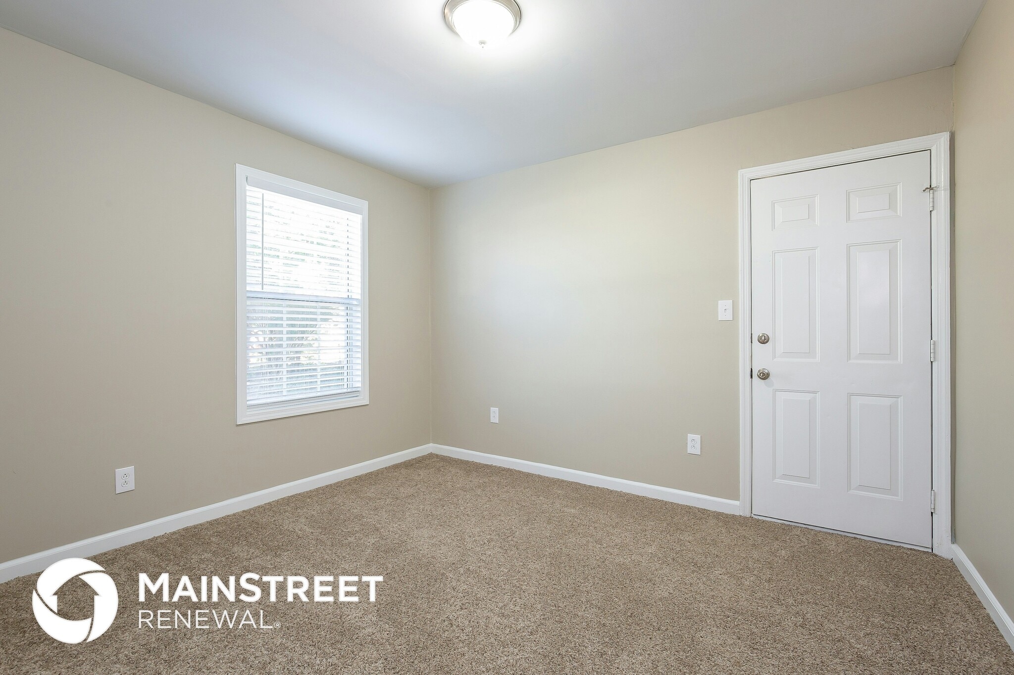 Building Photo - 200 Oakmont Dr