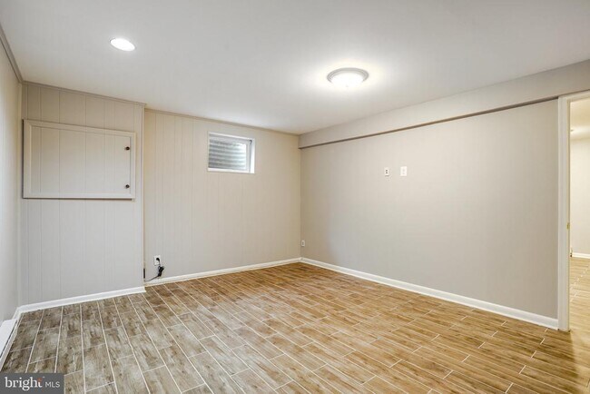 Building Photo - 9801 Orchid Cir