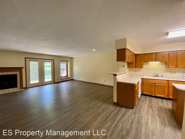 Building Photo - 2 br, 2.5 bath House - 5405 Bay Harbor Drive