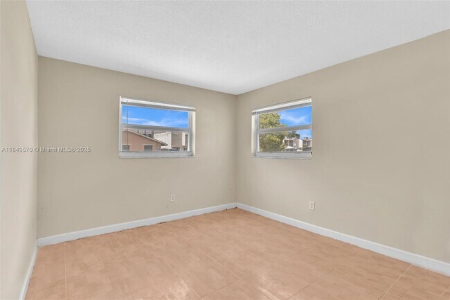 Building Photo - 3660 SW 60th Ave