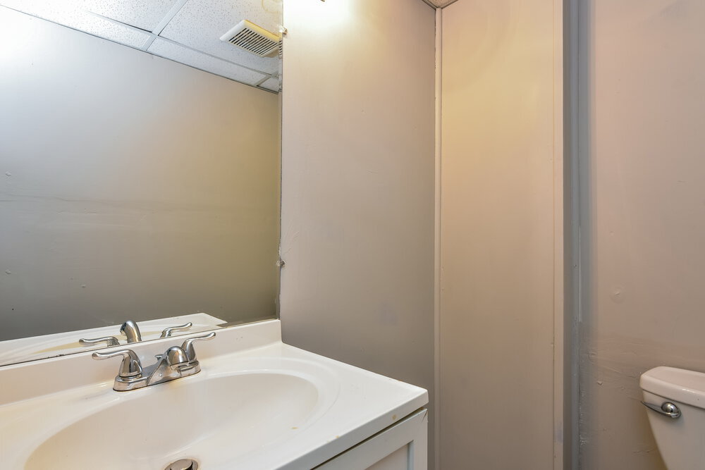 Building Photo - 1879 Corduroy Ct