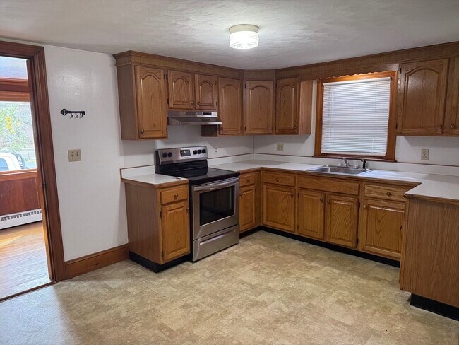 Building Photo - 192 Spring St