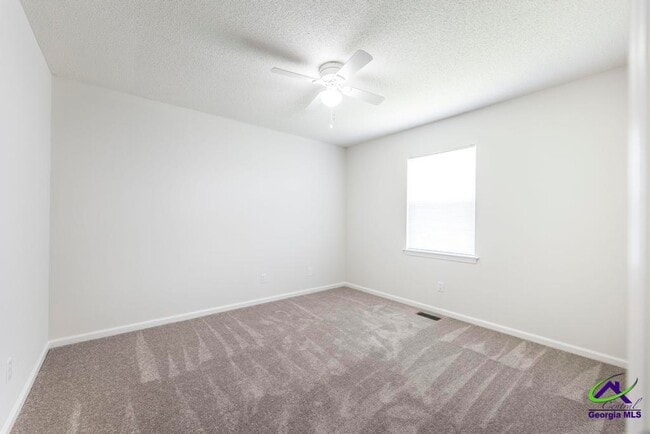 Building Photo - 1212 Willow Bend