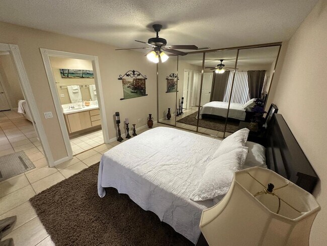 Building Photo - 1702 Silverleaf Oak Ct