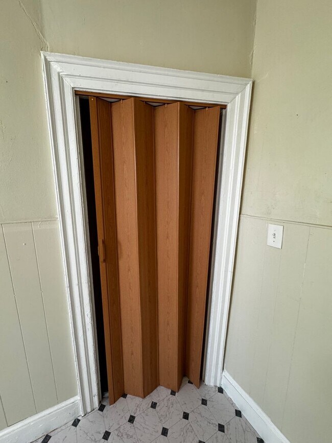 Building Photo - 41 N 10th St