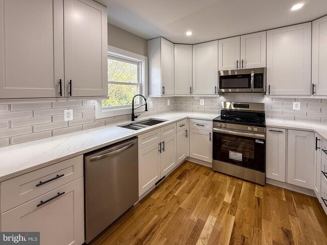 Building Photo - 1723 Gabriel Ct