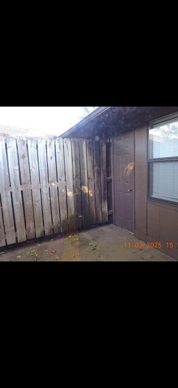 Building Photo - 909 NE Tortoise Dr