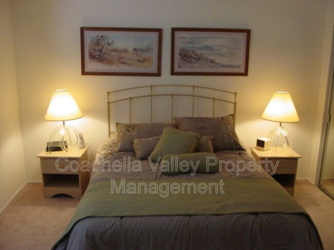 Building Photo - 1800 Paseo Racqueta