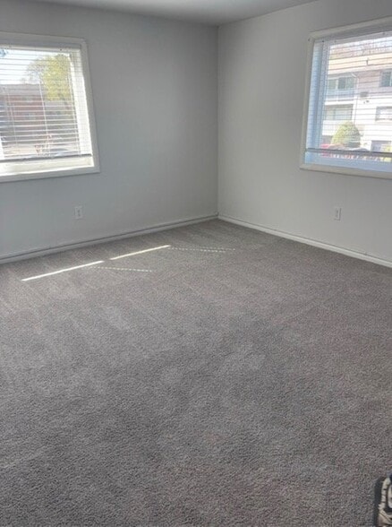 Building Photo - 812 Brook Hill Rd