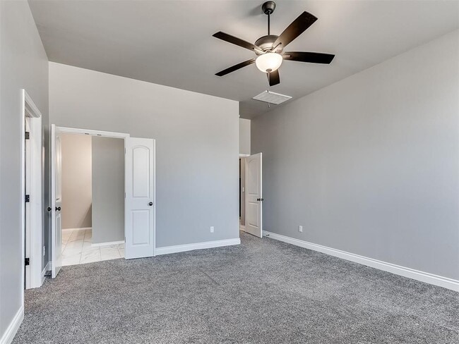 Building Photo - 1617 SW 157th St