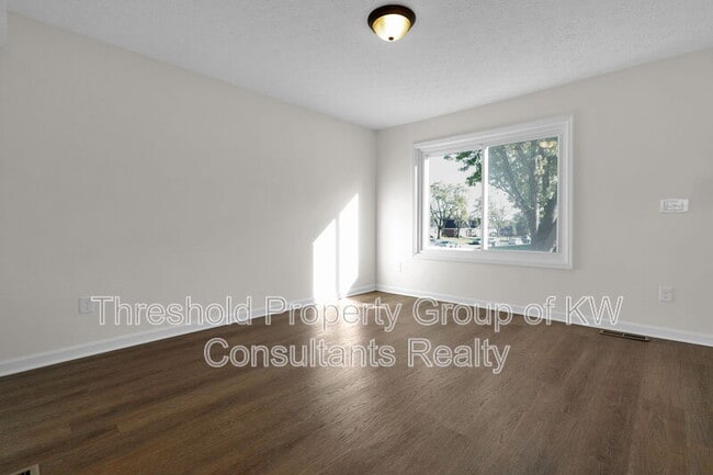 Building Photo - 3672-3678 Arnelle Road - 3676