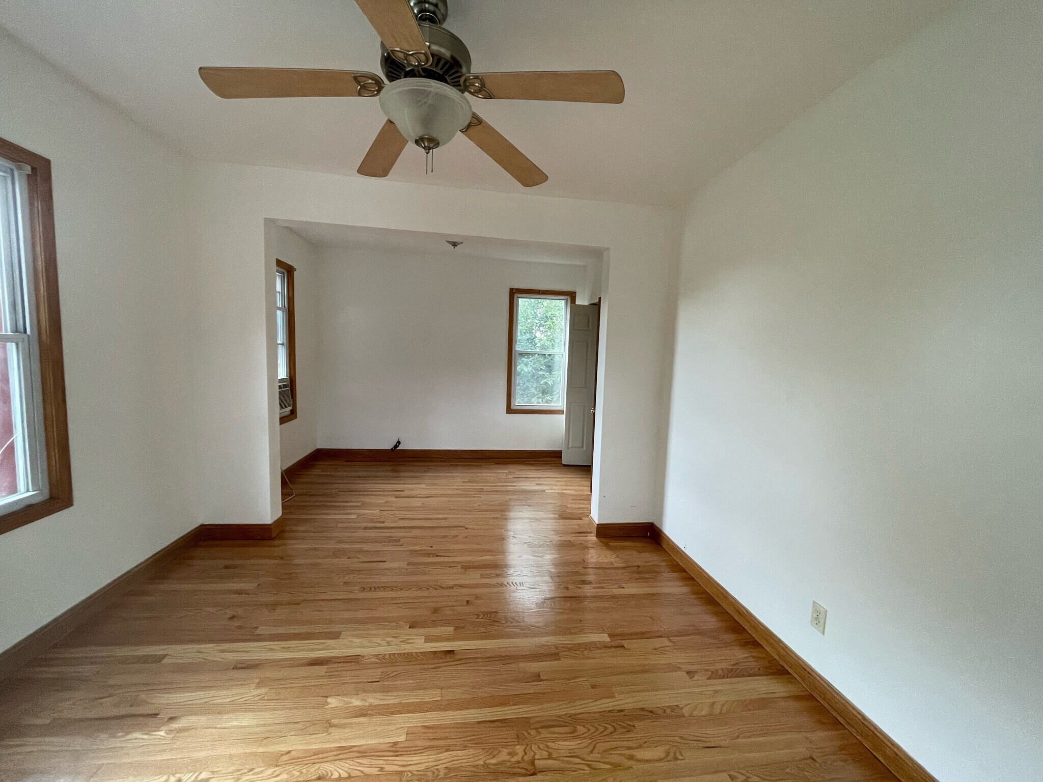 family room - 240 Sawyer Ave