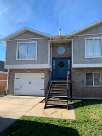 Building Photo - 84 S 100 E