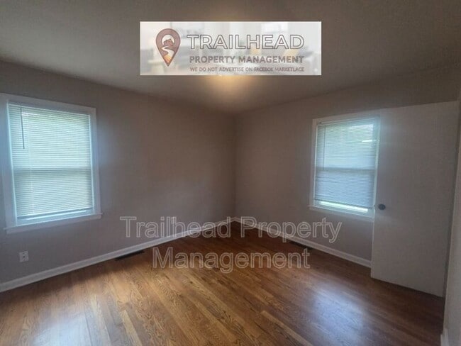 Building Photo - 13629 Applewood Dr