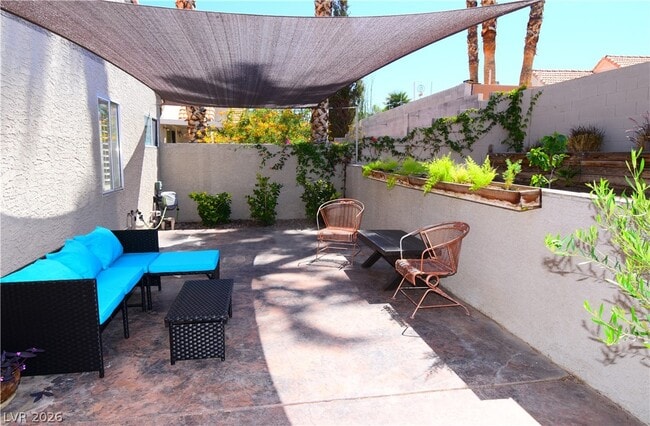 Building Photo - 267 Westwind Rd