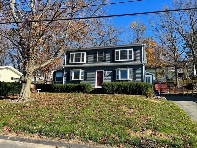 Building Photo - 24 Ewell Ave