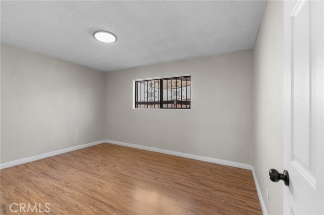 Building Photo - 207 Flora St