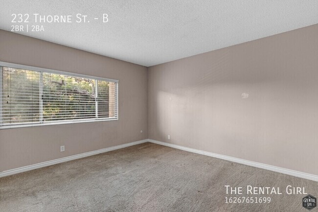 Building Photo - 232 Thorne St