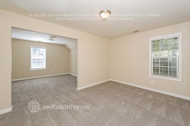 Building Photo - 4033 Rivermeade Dr SW