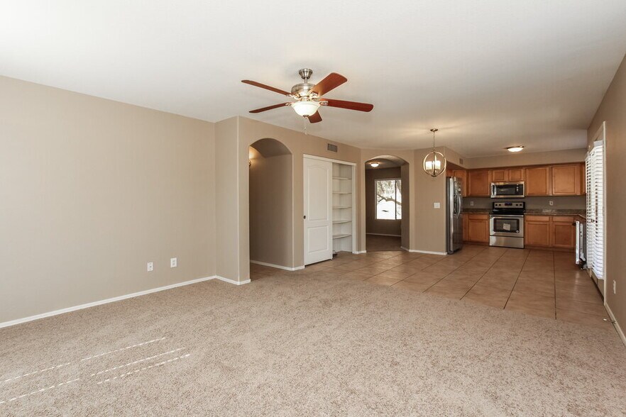 Building Photo - 2609 N 128th Dr