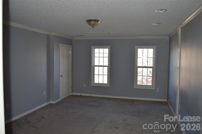 Building Photo - 110 Steam Engine Dr