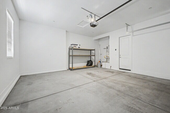 Building Photo - 1899 N 140th Dr