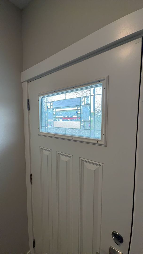 Building Photo - Chernishoff Seven Oak Luxury Duplex