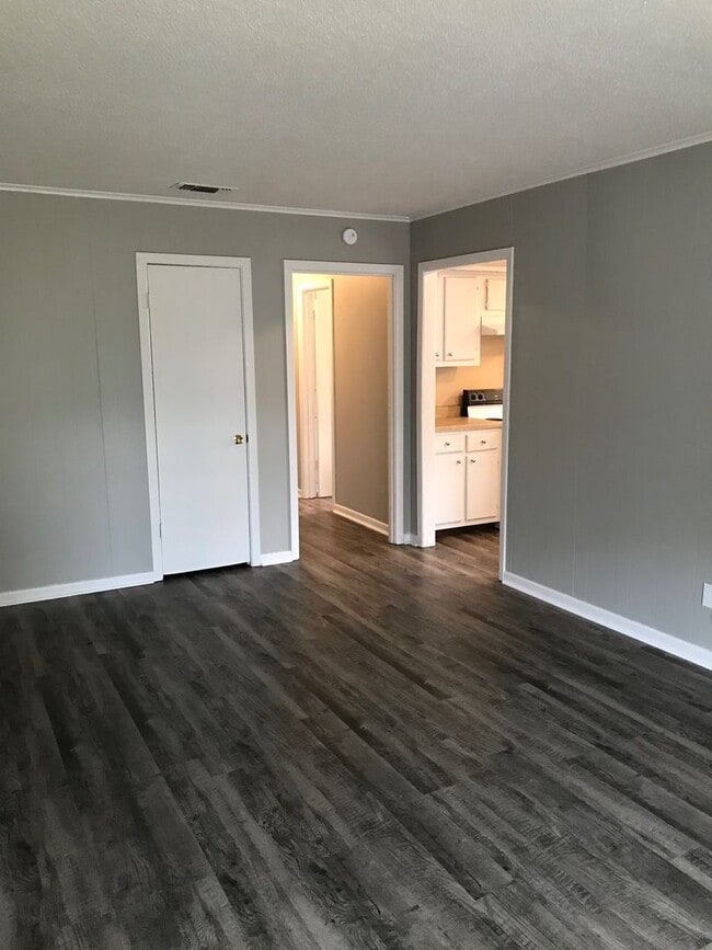 Building Photo - Available Now For Rent
