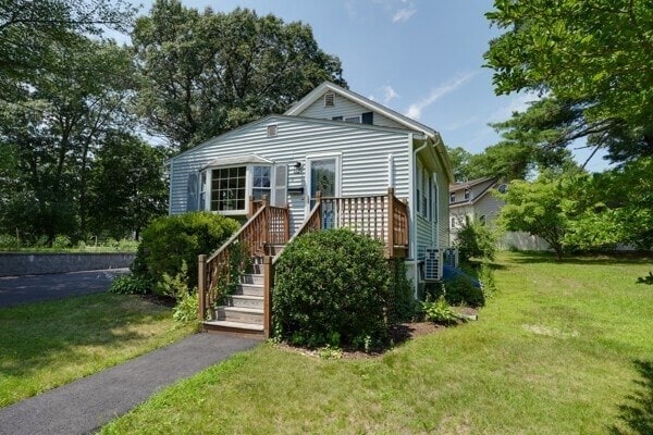 Building Photo - 9 Harriett Ave