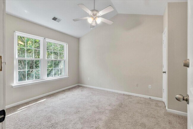 Building Photo - Bright, Spacious, and Ideally Located in t...