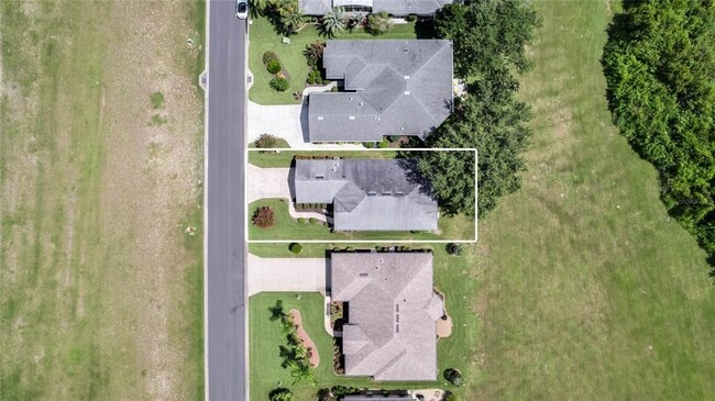 Building Photo - 5316 Sir Churchill Dr