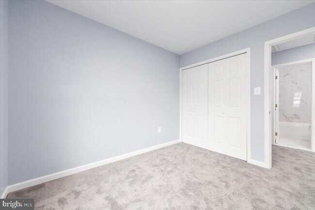 Building Photo - 12304 Woodlawn Ct