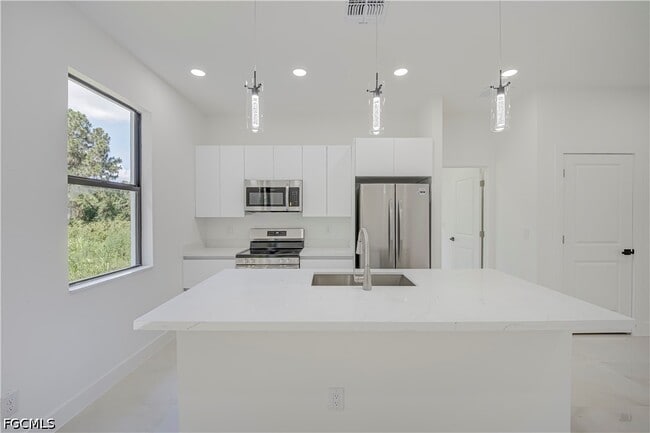 Building Photo - 3213 51st St W