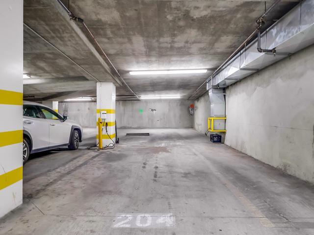 Building Photo - 700 S Ardmore Ave