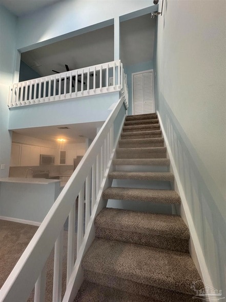 Building Photo - 5001 Grande Dr