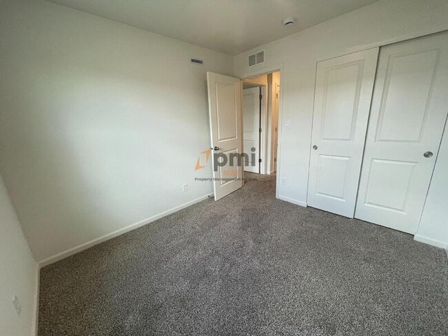 Building Photo - 8749 W 108th Dr