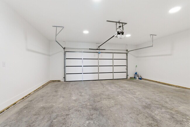 Building Photo - 406 Cheyenne Ct