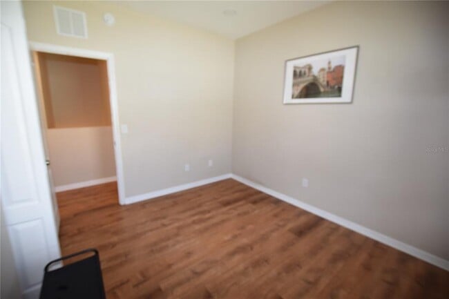 Building Photo - 1570 Scarlet Oak Loop