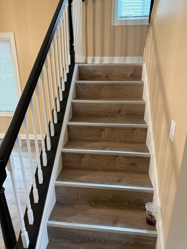 Building Photo - 2528 Eldorado Ln