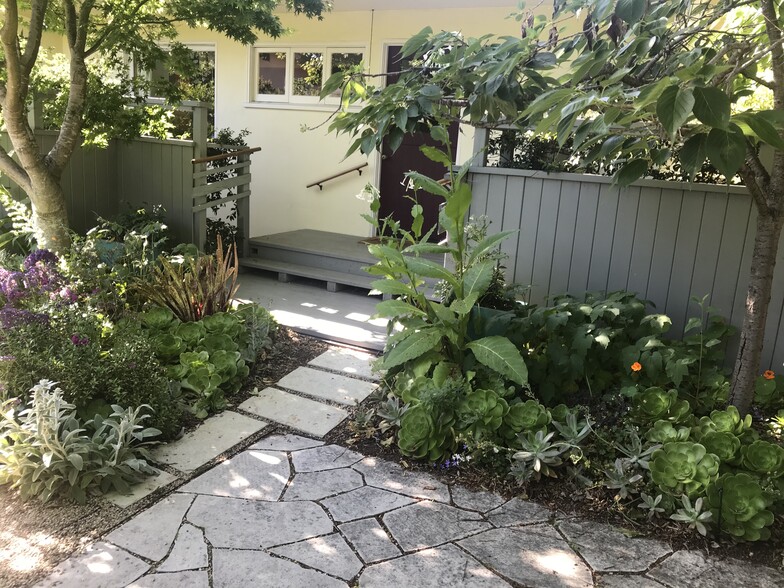Exterior Entry - 3031 Fulton St