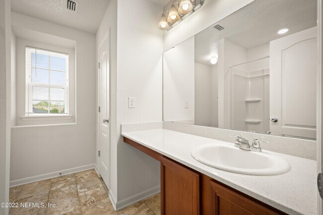 Building Photo - 120 Yellowfin Dr